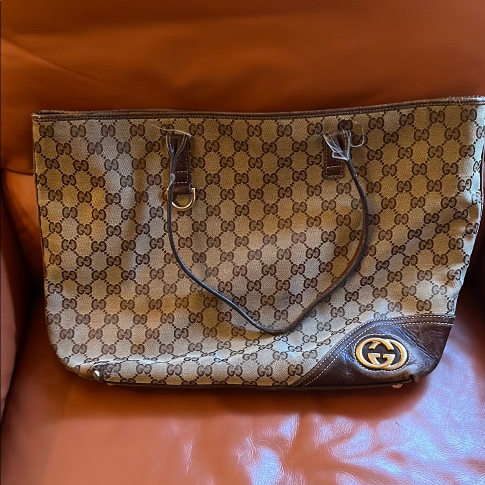 Gucci Brown Monogram Tote Bag. This is exactly how it came to me.